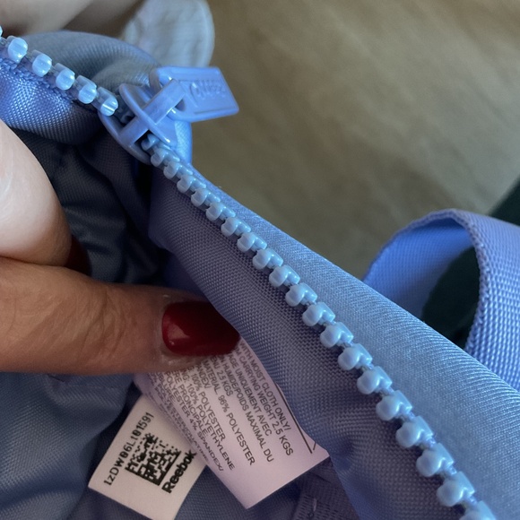 Reebox Adjustable Light Blue Backpack - Picture 4 of 5